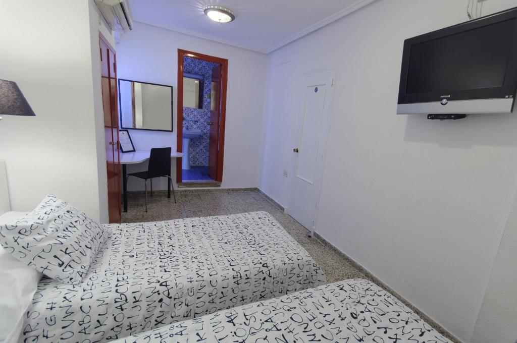Hostal On Dormire Valence Extérieur photo